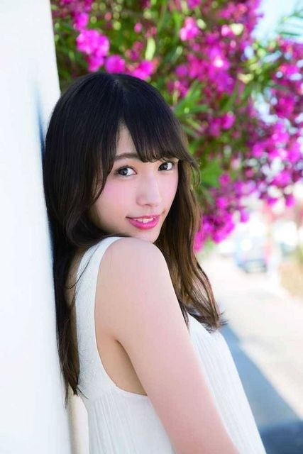 125 渡辺梨加 L判 写真 枚 水着 セクシー グラビア モデル 新品 中古のオークション モバオク